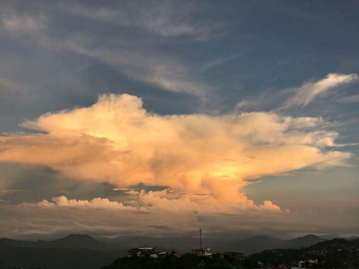 Vacation House In Baguio With Amazing Sunset Views Baguio City Buitenkant foto